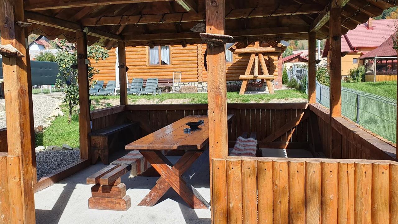 Cabana Alesia, Relaxare La Poalele Raraului Câmpulung Moldovenesc Exterior foto