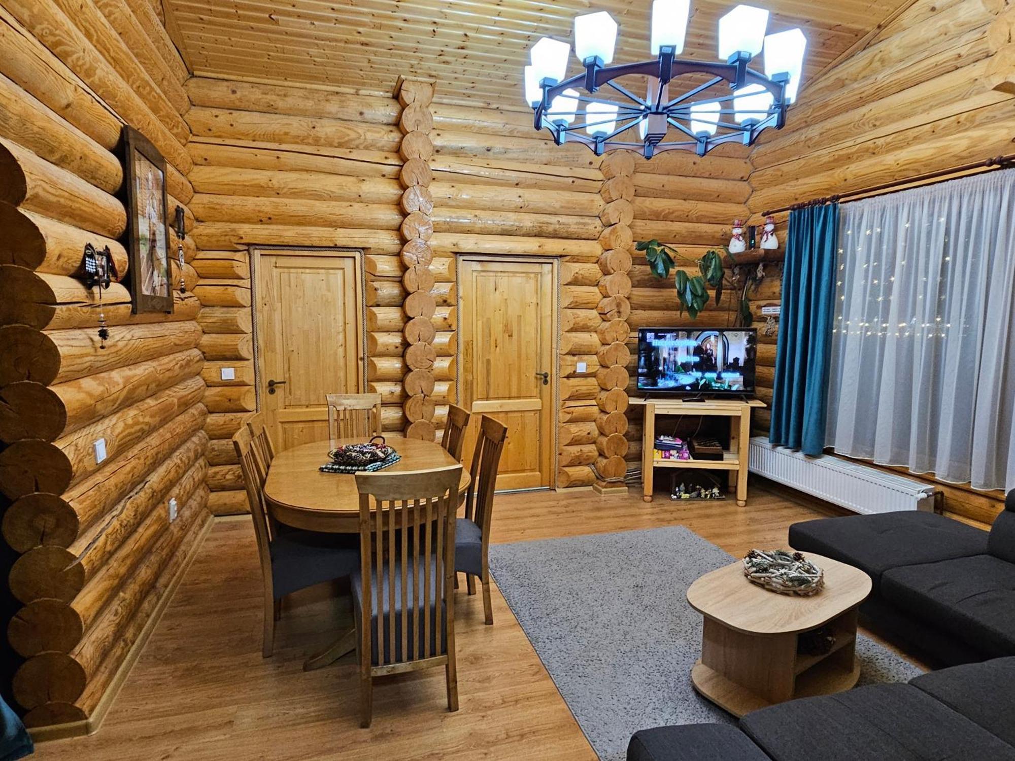 Cabana Alesia, Relaxare La Poalele Raraului Câmpulung Moldovenesc Exterior foto